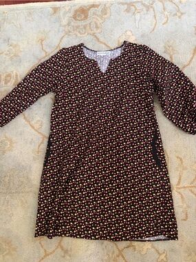 Rove and Roam Woman’s long sleeve dress